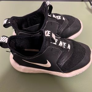 Nike flex runner